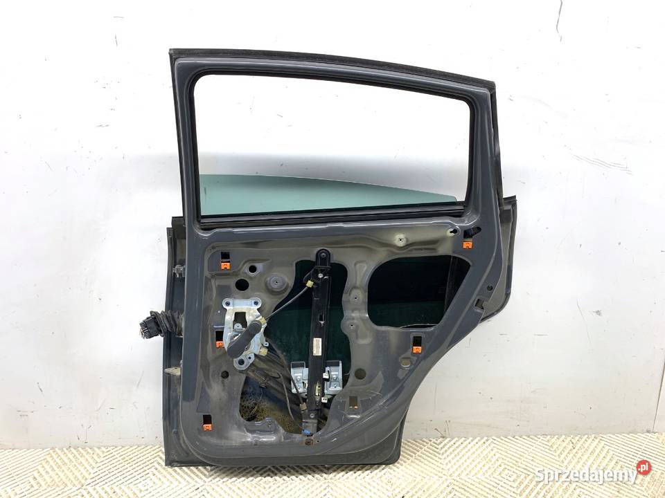 DRZWI PRAWY TYŁ SEAT LEON II Hatchback 0513