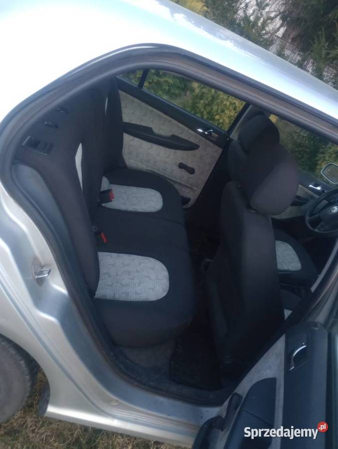 Skoda Fabia 14 MPI radio Mieronice