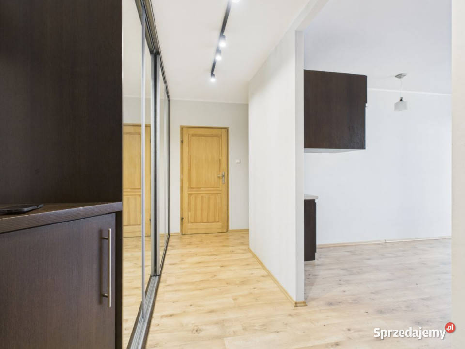 Sprzedaż mieszkania 487m2 2 pokoje Gdynia 48.7m2