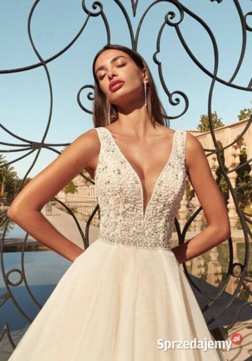 Przepiękna suknia ślubna Demetrios 1119 Kolekcja lubelskie Stoczek Łukowski