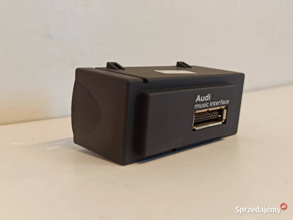 A3 8V CABRIO PRZYŁĄCZE INTERFACE MUSIC 8V0035736 osobowe