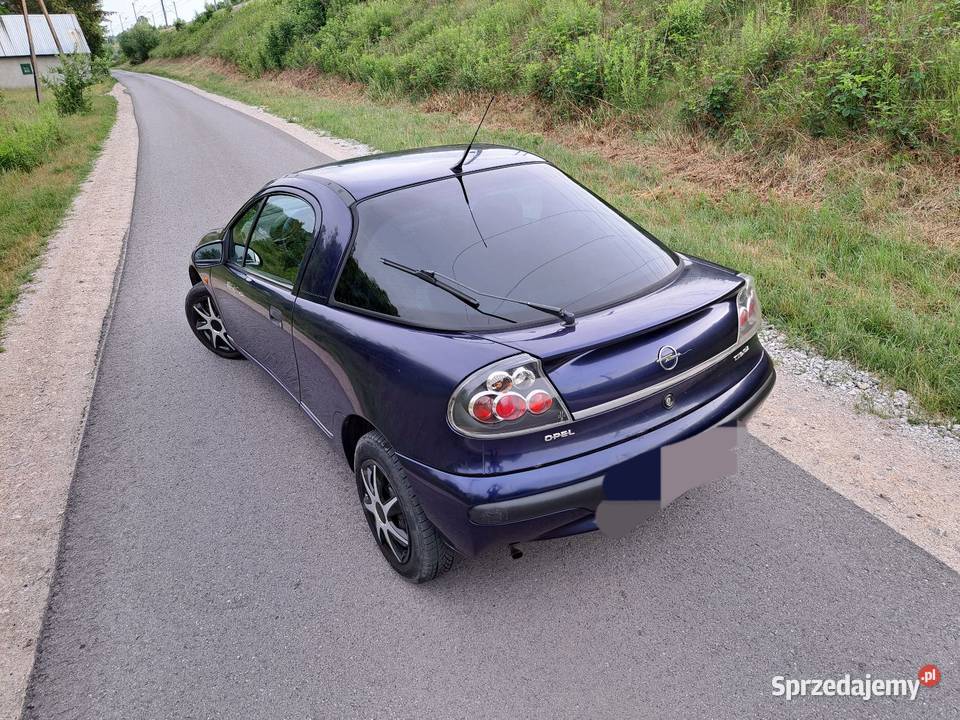 Sprzedam Opla Tigre 14 benzyna 1999r sprzedam