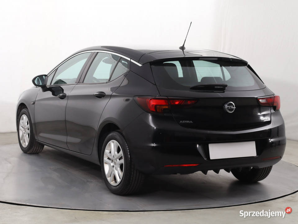 Opel Astra 14 T isofix