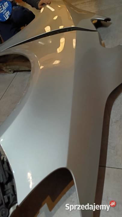 Błotniki golf plus lewy prawy LA7W