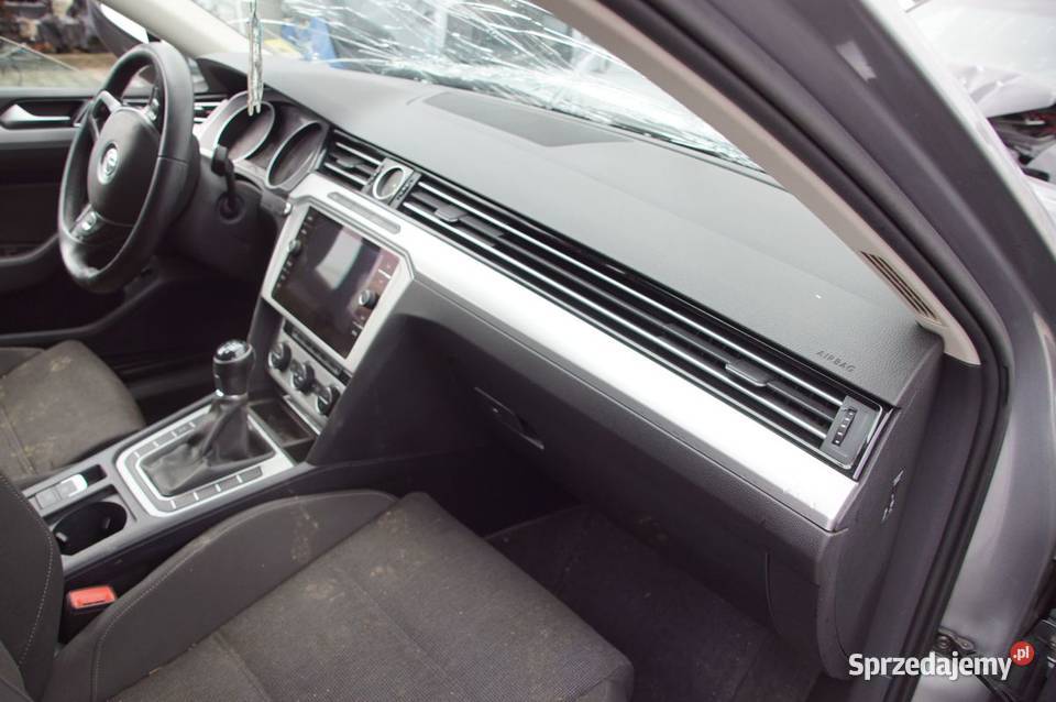 DESKA KOKPIT VOLKSWAGEN PASSAT B8 PODUSZKA PASY osobowe Lipno