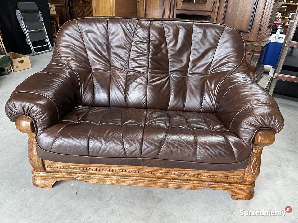 Piękna sofa dwójka ze skóry na dębowym stelażu Sofy i kanapy Sławoszewek sprzedam