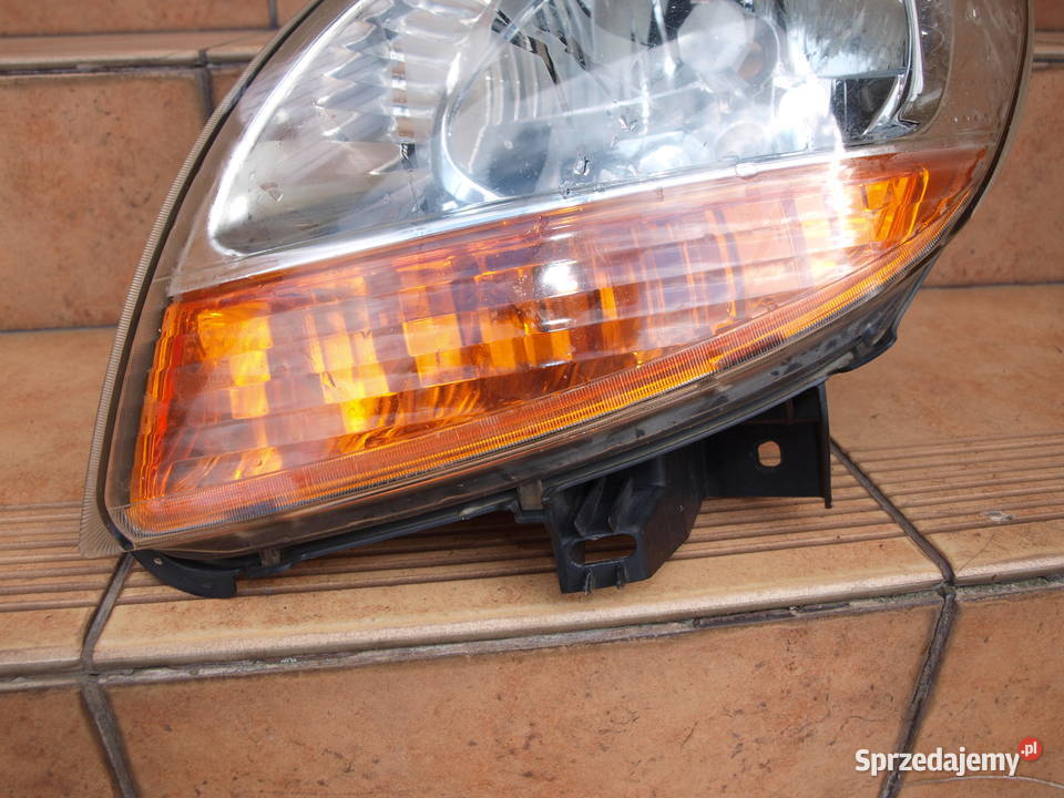 Renault Kangoo lampa lewa przód 2003 2008r Motoryzacja