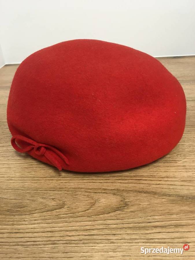 Kapelusz damski melonik beret PRL Sępólno Krajeńskie