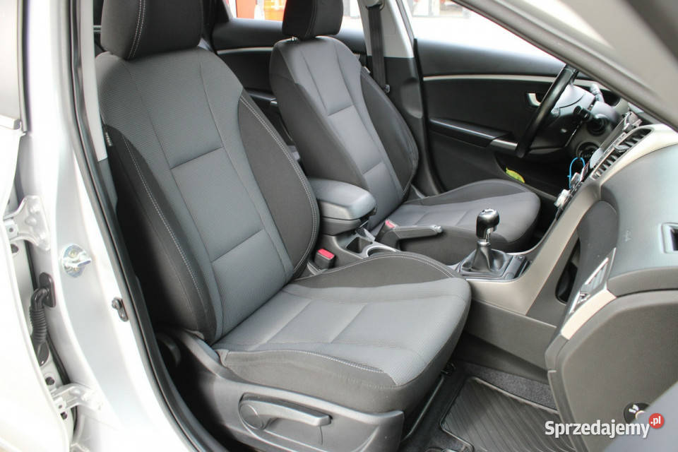 Hyundai i30 Bezwypadkowy bogata wersja Gliwice