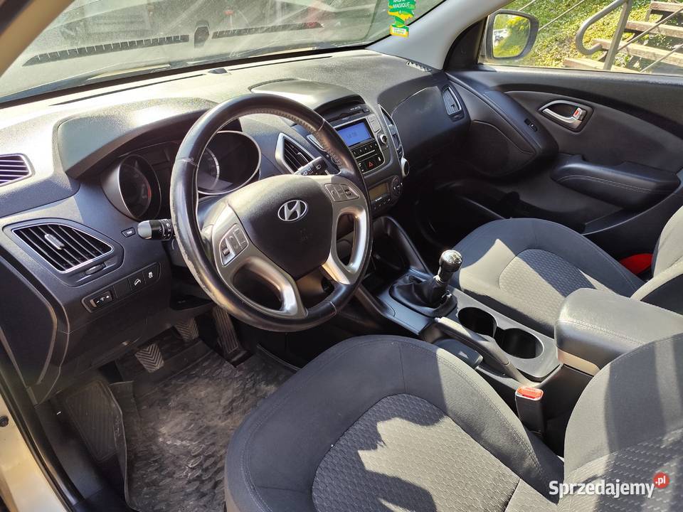 Hyundai ix 35 20 Benzyna oryginał lakier i sprzedam
