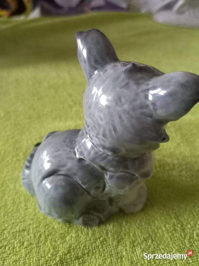 Figurka porcelanowa Terrier szary Goebel Toruń sprzedam