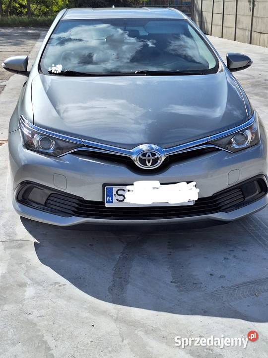 Toyota Auris kupiony w polskim salonie Zawiercie