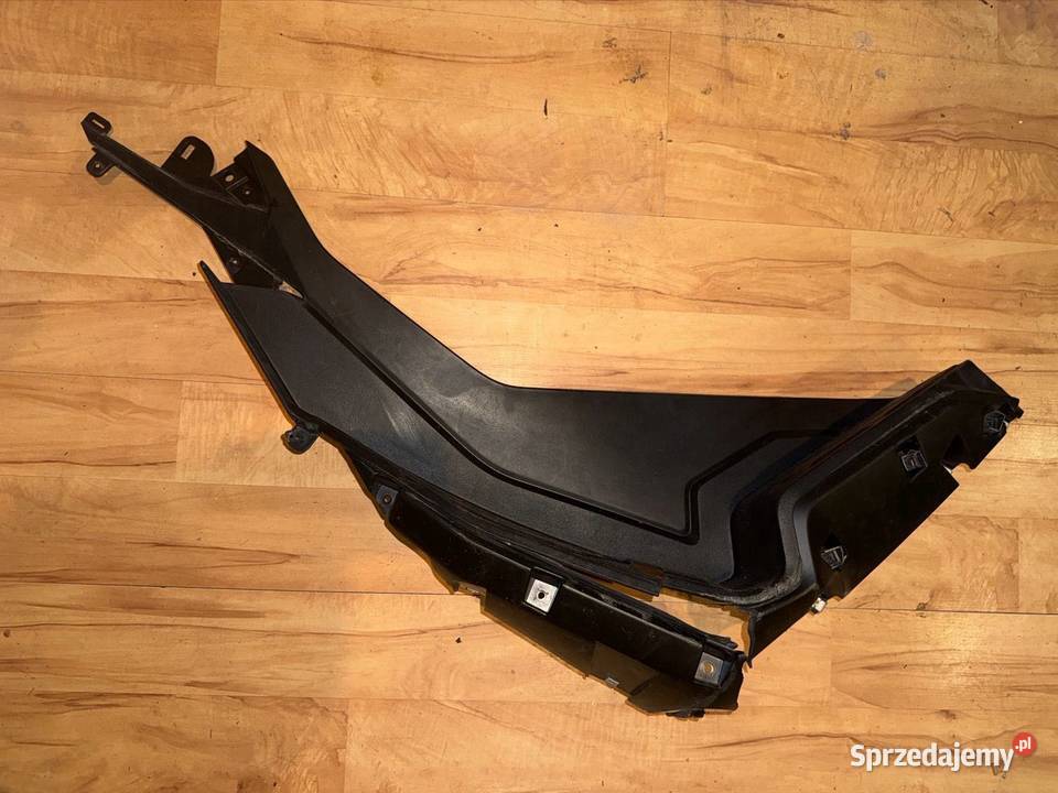 Podłoga lewa Aprilia SR GT 125 Ostrów Wielkopolski sprzedam