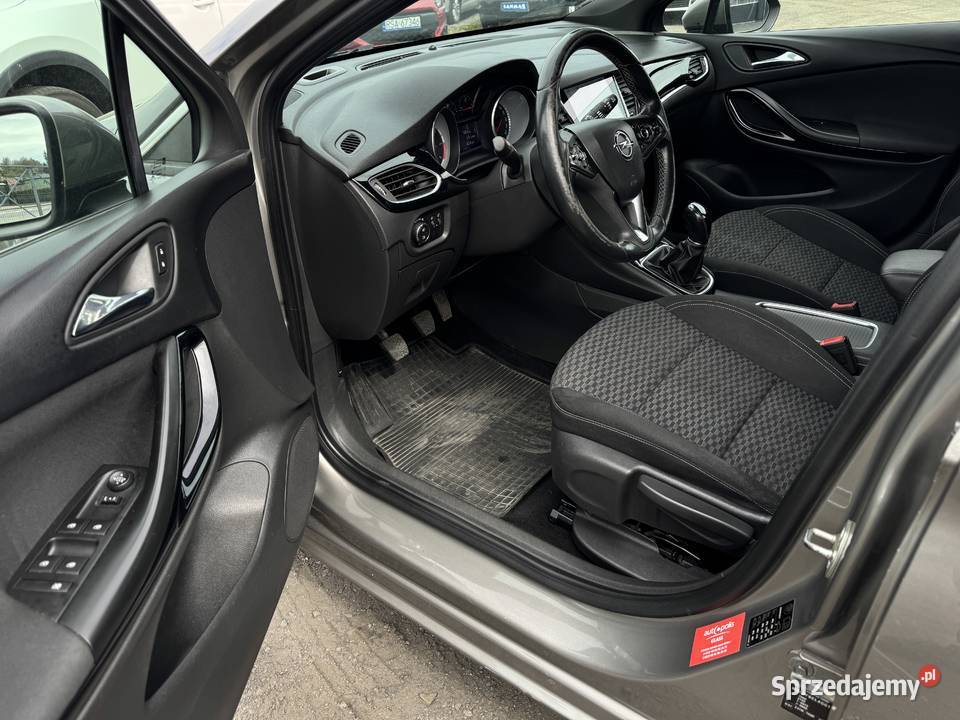 16CDTi 110 EcoFlex Gwarancja Navi LEDy Książki Motoryzacja Sanok
