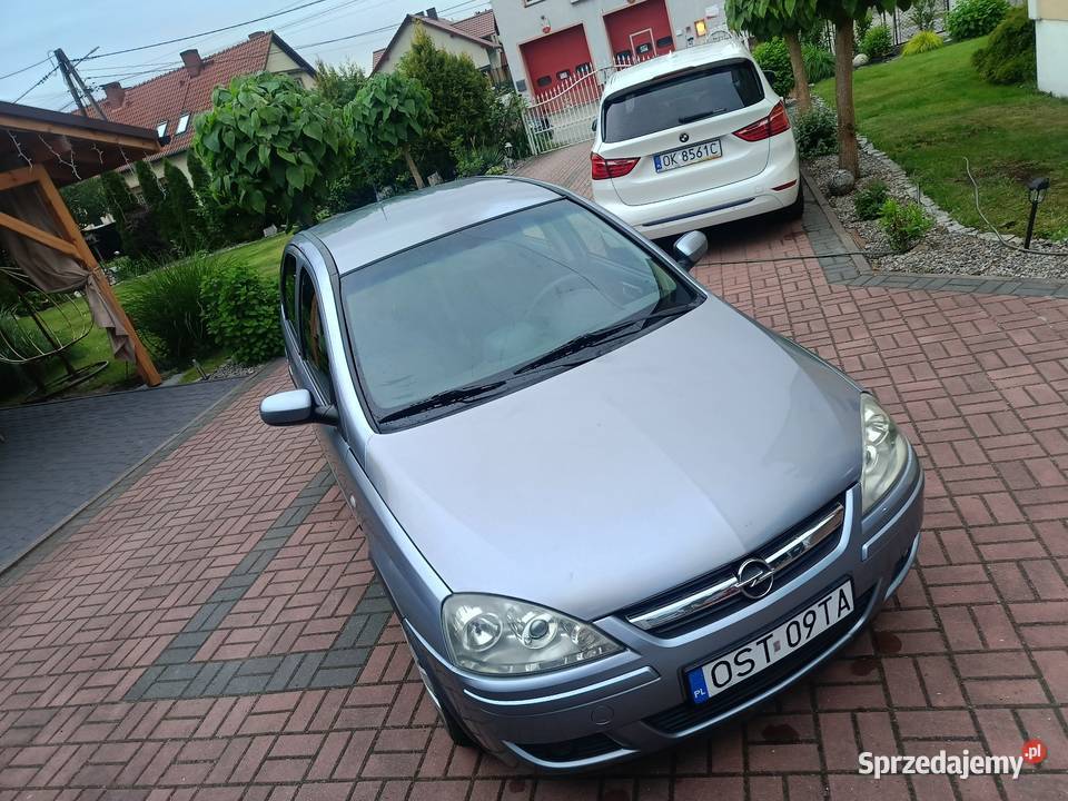 Opel Corsa C 12 Twinport Klimatronik światła przeciwmgielne