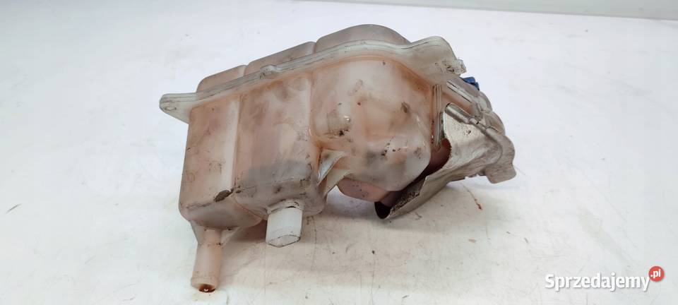 ZBIORNIK WYRÓWNAWCZY AUDI A4 B7 30 TDI 8E0121405 osobowe