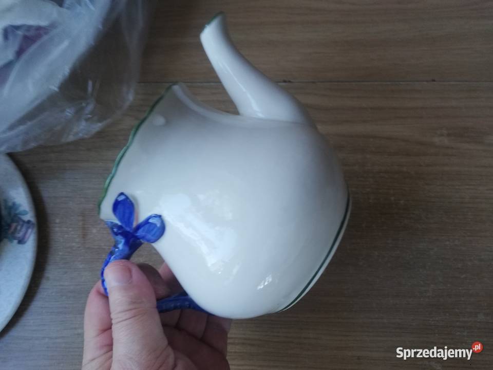 Porcelana czainik z lat PRL