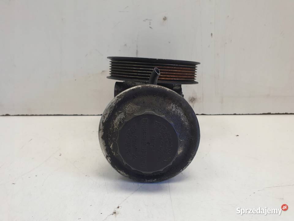 Toyota Avensis T25 22 D4D POMPA WSPOMAGANIA osobowe Chełm