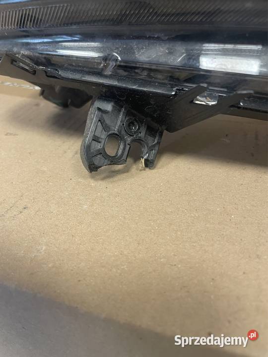 Volkswagen Polo halogen led prawy 2019 Oświetlenie Kozubszczyzna