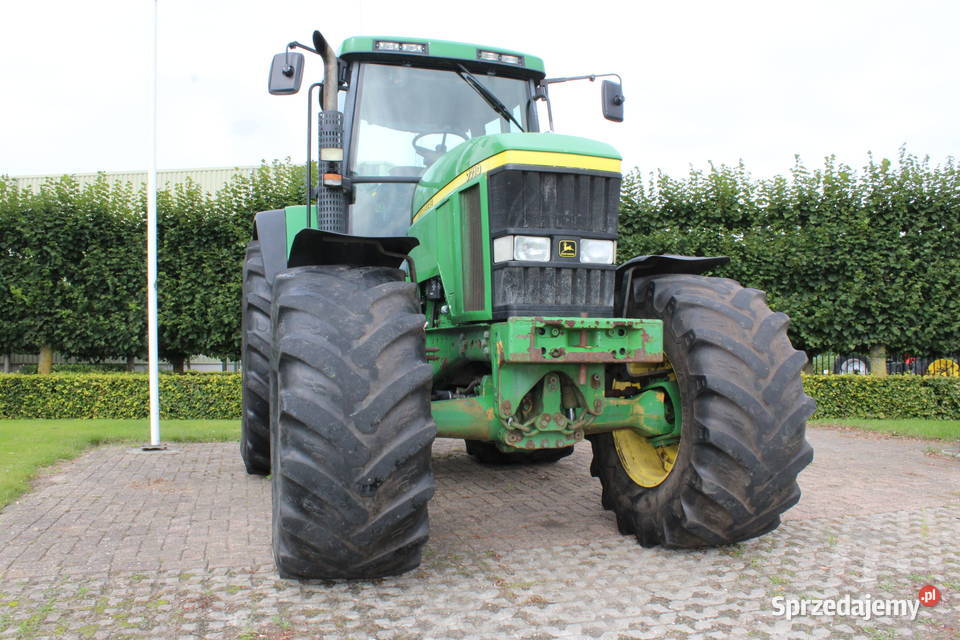 John Deere 7710