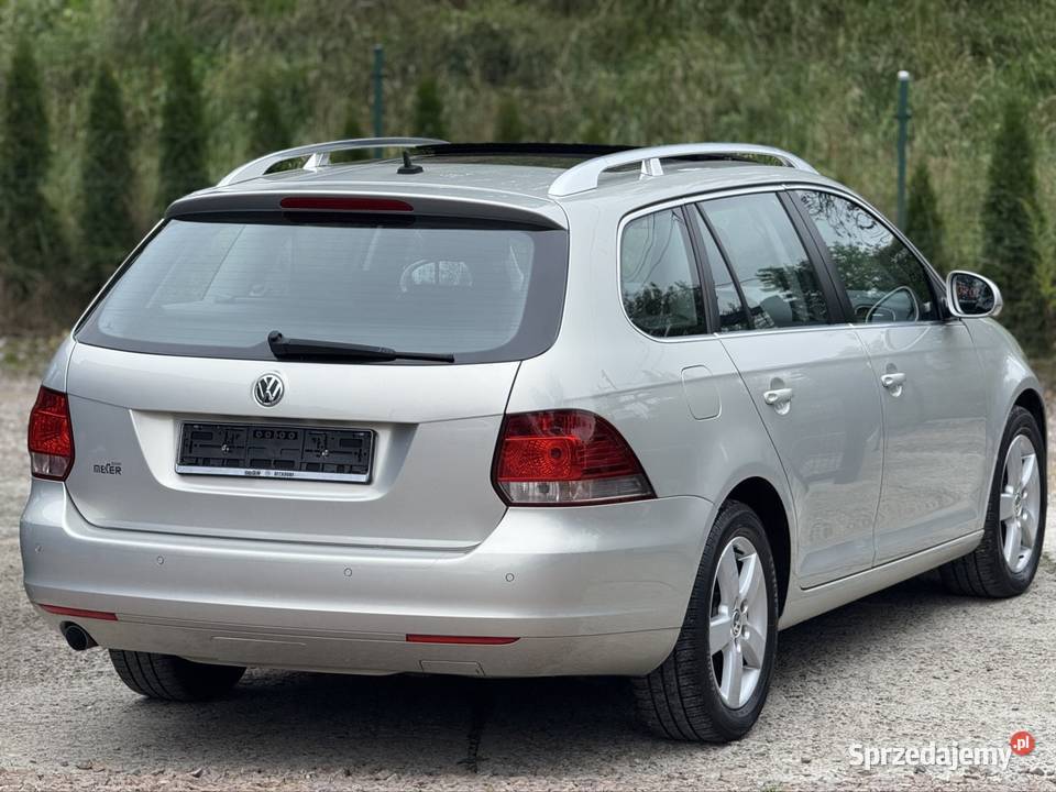 Volkswagen Golf z Nemec Kombi Kraków