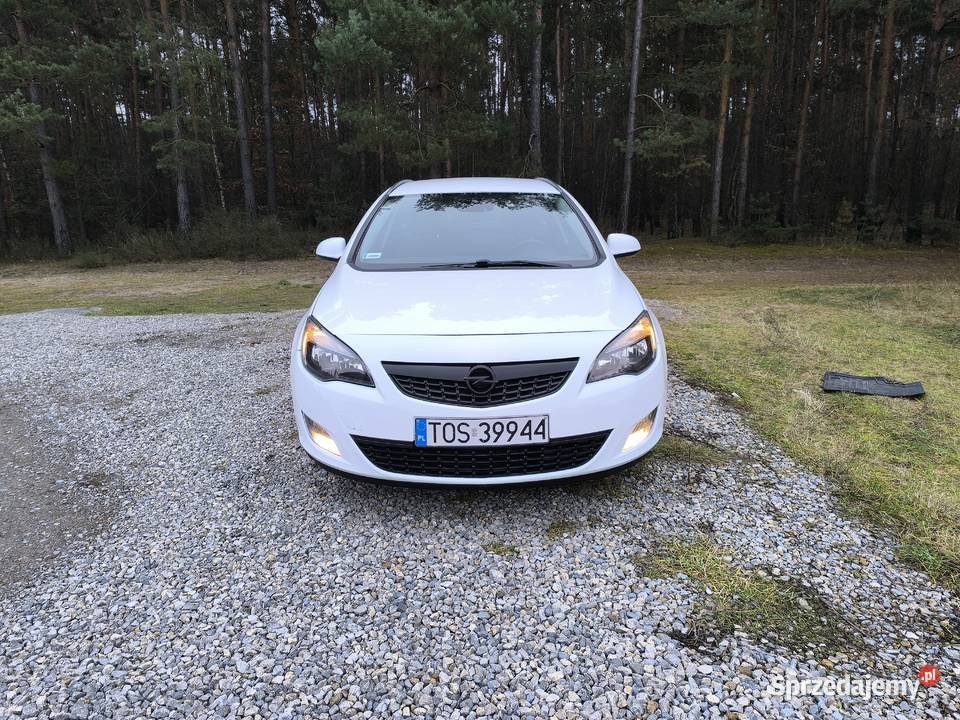 Opel Astra j 17cdti kurtyny powietrzne Ostrowiec Świętokrzyski