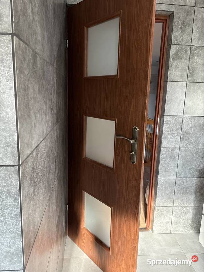 Drzwi z ościeżnicą i Klamka 66cm wielkopolskie Konin
