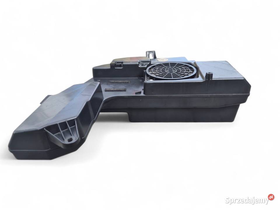 GŁOŚNIK BASOWY SUBWOOFER AUDI A4 B6 KOMBI AVANT Działoszyce sprzedam