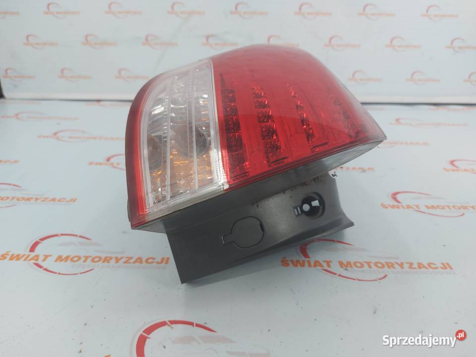 HYUNDAI i40 BLUE 13r lampa lewa tył 924013Z0 Kielce sprzedam