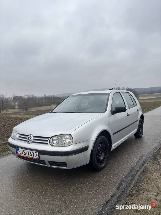 Golf 4 14 benzyna Jasło