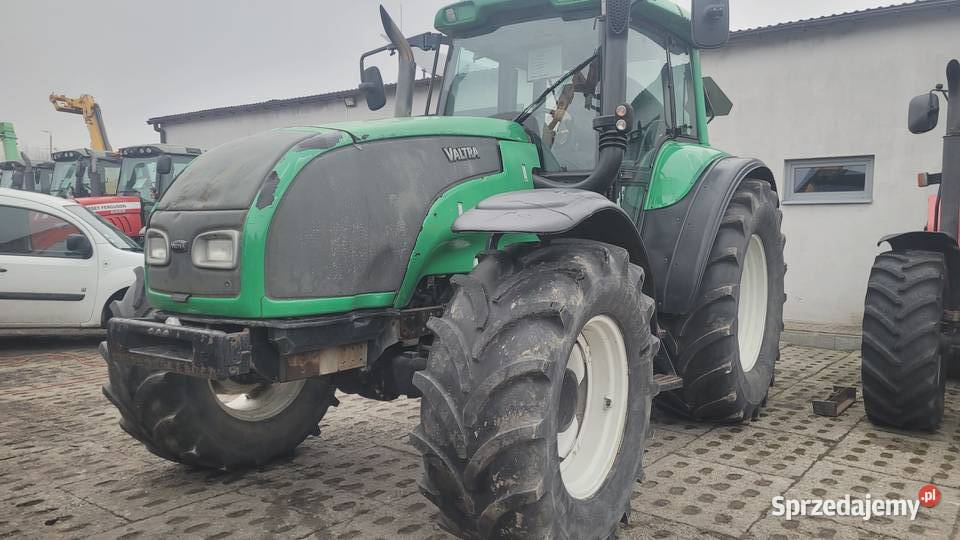 Valtra T160 Traktor 160 Zaklików sprzedam