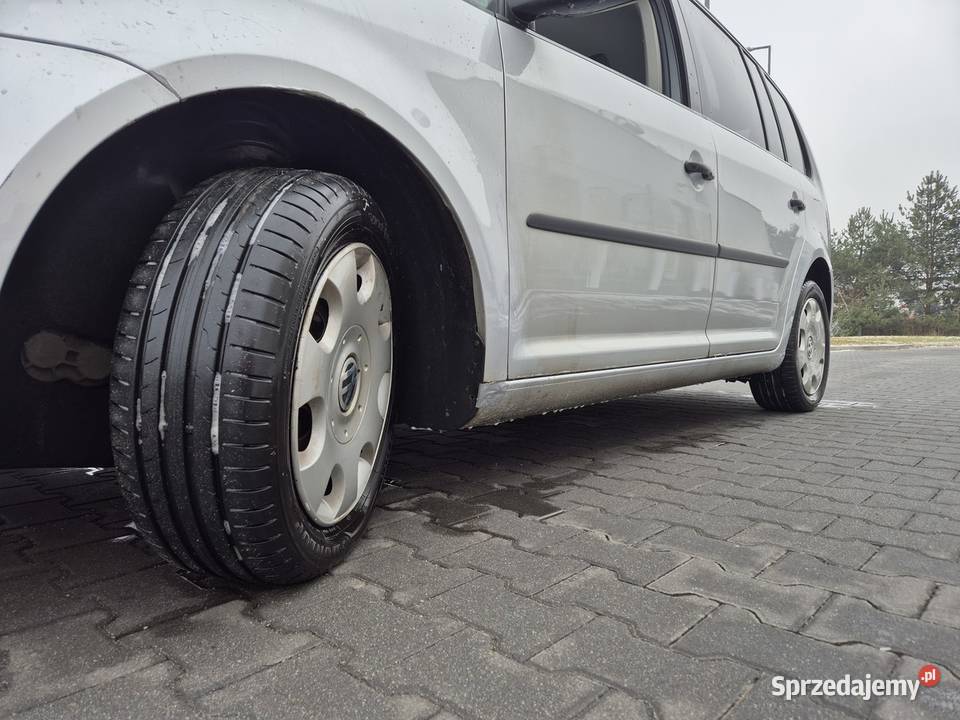 VW TOURAN LIFT 1900 TDIHAK srebrny Głogów
