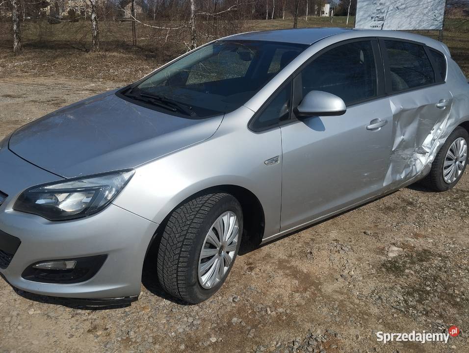 Opel Astra j 14 benzyna 120 124
