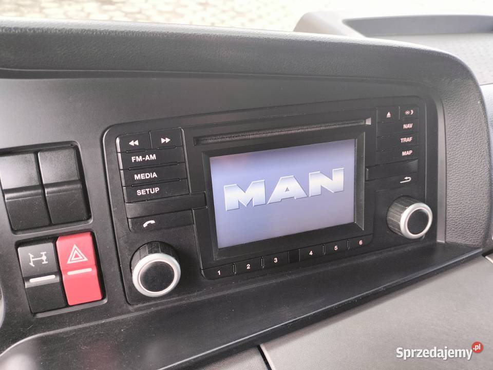 MAN TGS 26400 6x2 EURO6 KONTENER IZOTERMA WINDA pneumatyczne zawieszenie Częstochowa