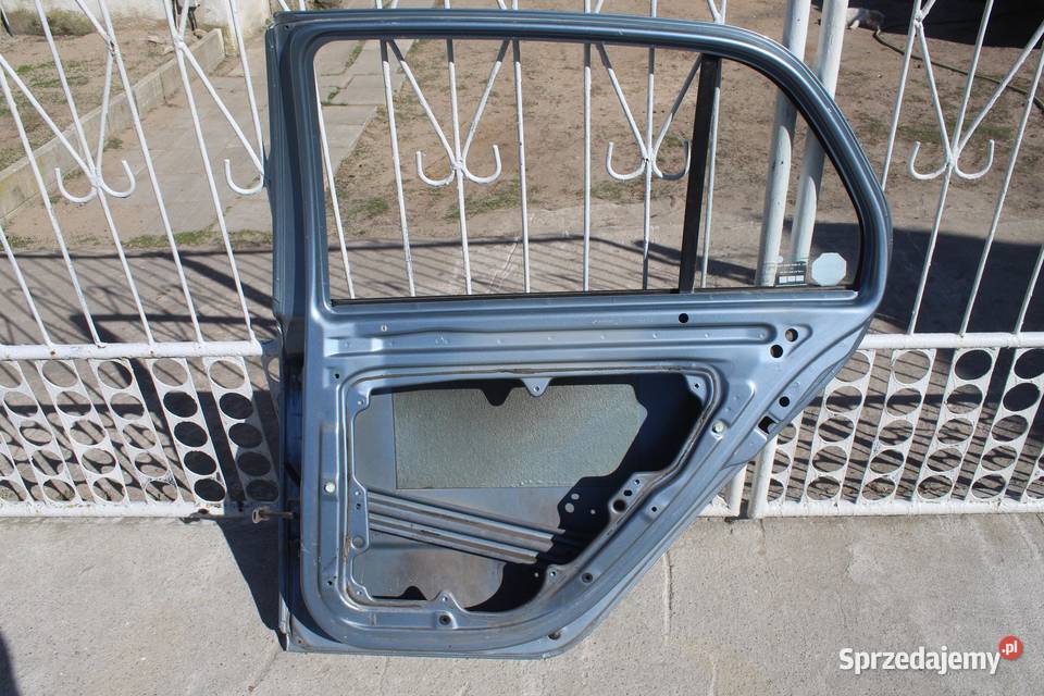 DRZWI PRAWY TYŁ LF7U SKODA FABIA I HB