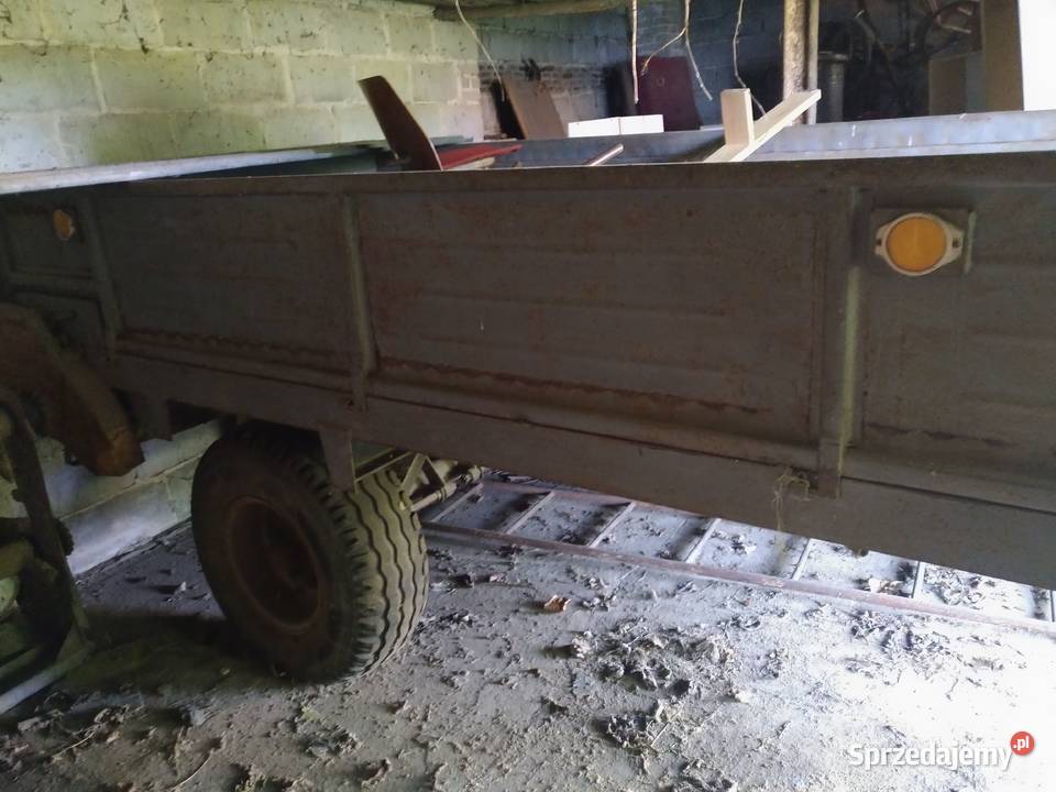 Rozrzutnik Agromet T032 Dziecinów