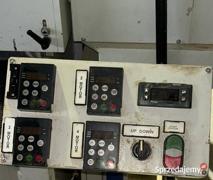 Szczotkarka TRIVEC 4 agregaty 10 nowych Wadowice