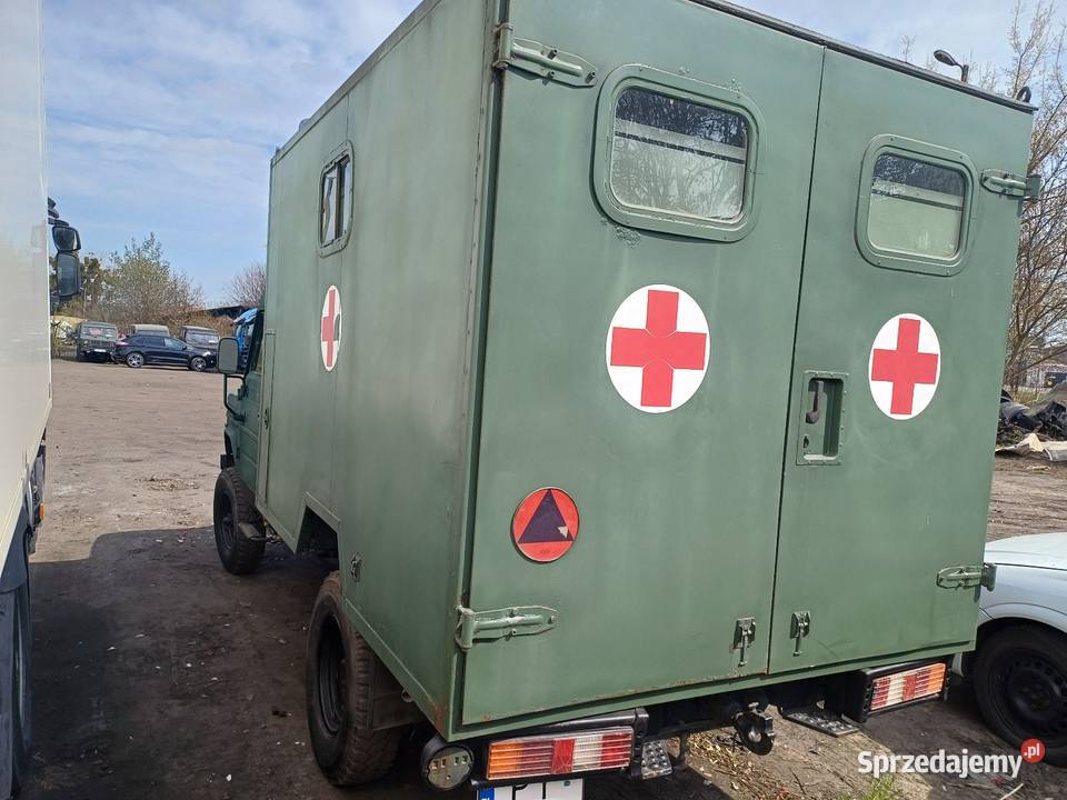 Honker sanitarka 25 vm motori Poznań sprzedam