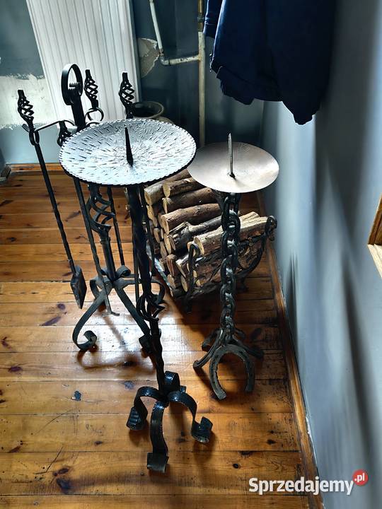 Zestaw kutych akcesorii do kominka Trzciel