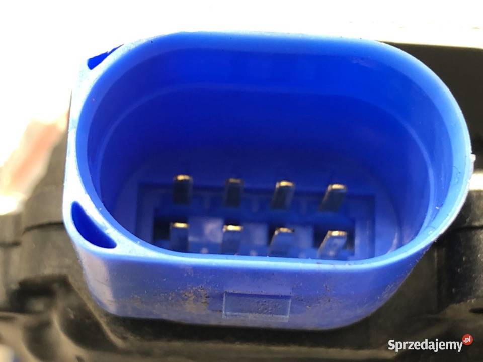 ZAMEK DRZWI PRAWY PRZÓD SKODA FABIA II Hatchback