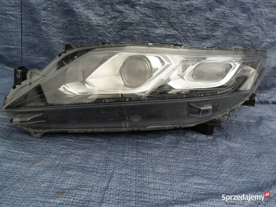 Mitsubishi Eclipse Cross reflektor prawy przedni osobowe Nowy Tomyśl