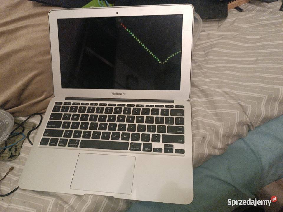 Apple MacBook Air A1370 z SSD dyskiem Warszawa sprzedam