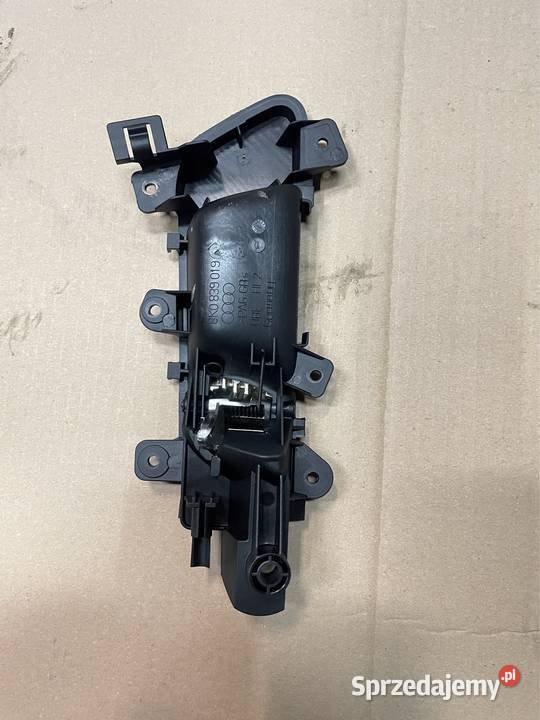 Klamka wewnętrzna lewa tył 8K0839019 audi a5 8T Szczecin