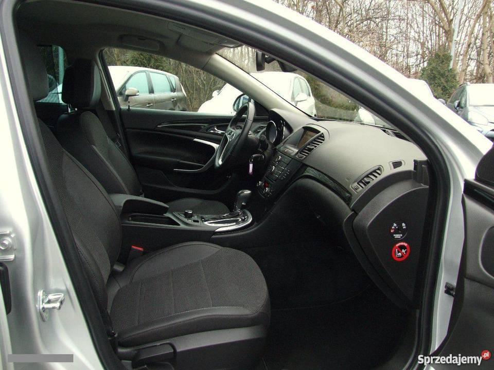 Do sprzedania Opel Insignia srebrny światła przeciwmgłowe Gniezno