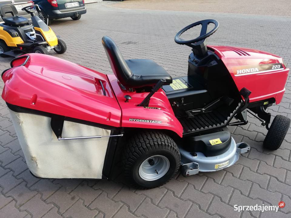 Traktor ogrodowy kosiarkaz pługiem śnieżnym Kobiele Wielkie