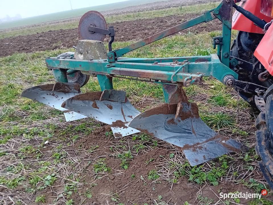Pług 3 skibowy Unia Grudziądz Pługi śląskie Parzymiechy