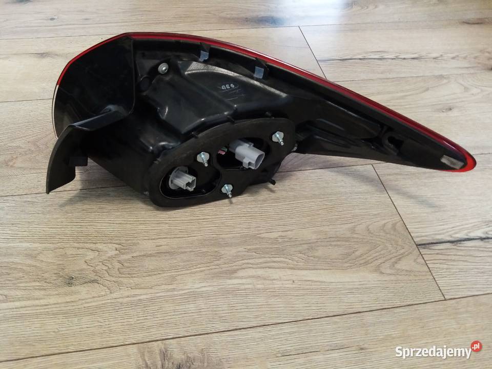 Mazda 6 tylna lewa lampa Ostrów Wielkopolski sprzedam
