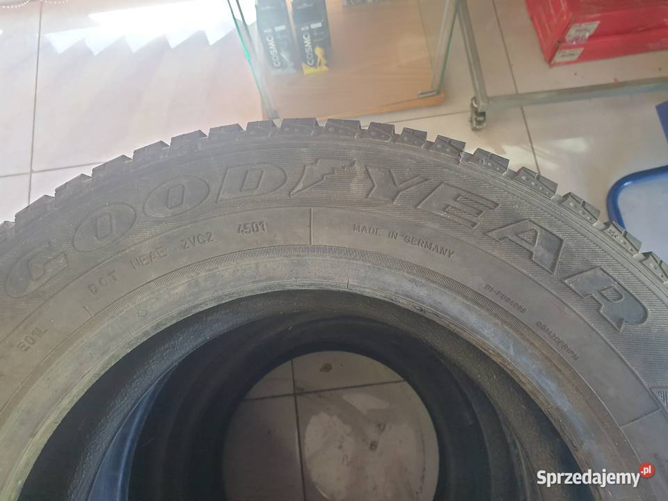 Opona Goodyear Vector5 całoroczna 19565R15 Dobre Miasto