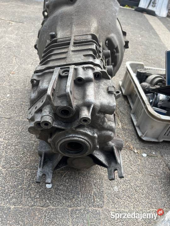Getrag 2606 skrzynia BMW m30 e24 e28obudowa 635i osobowe Płock sprzedam