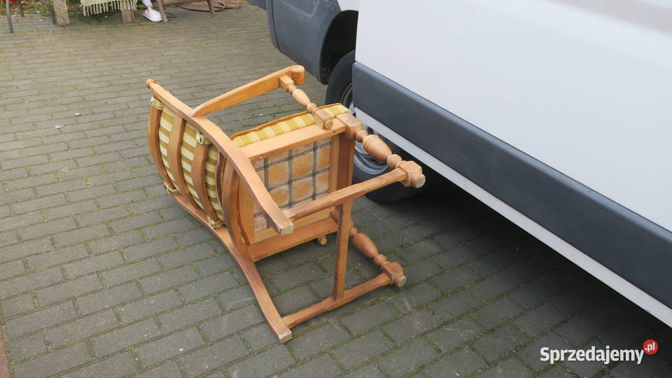 Stary fotel sprężynowy Wrzosowo sprzedam